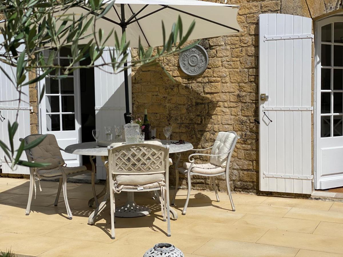 Amity. Exclusive Poolside Garden Apartment Sarlat-la-Canéda Exteriör bild