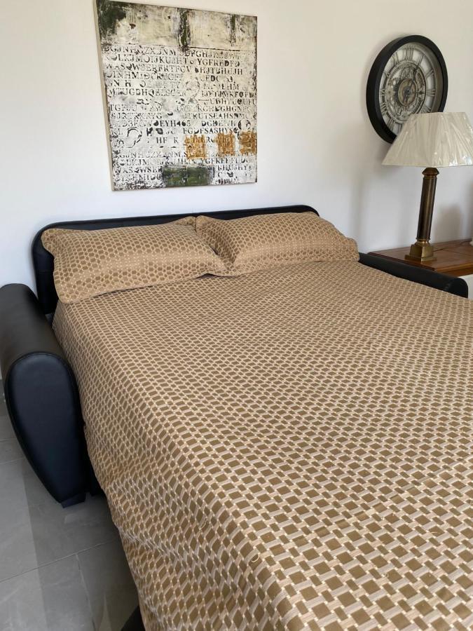 Amity. Exclusive Poolside Garden Apartment Sarlat-la-Canéda Exteriör bild