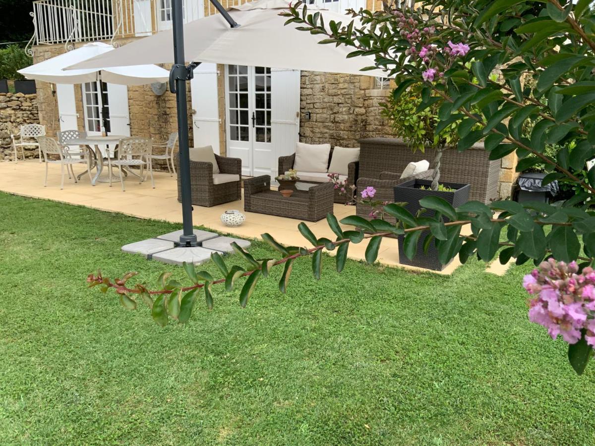 Amity. Exclusive Poolside Garden Apartment Sarlat-la-Canéda Exteriör bild